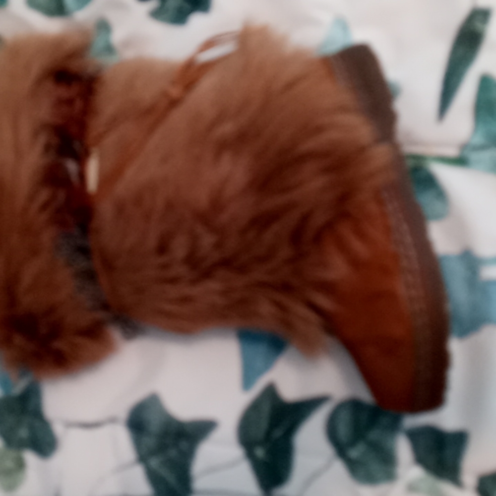 Limited edition barepaw boots vintage